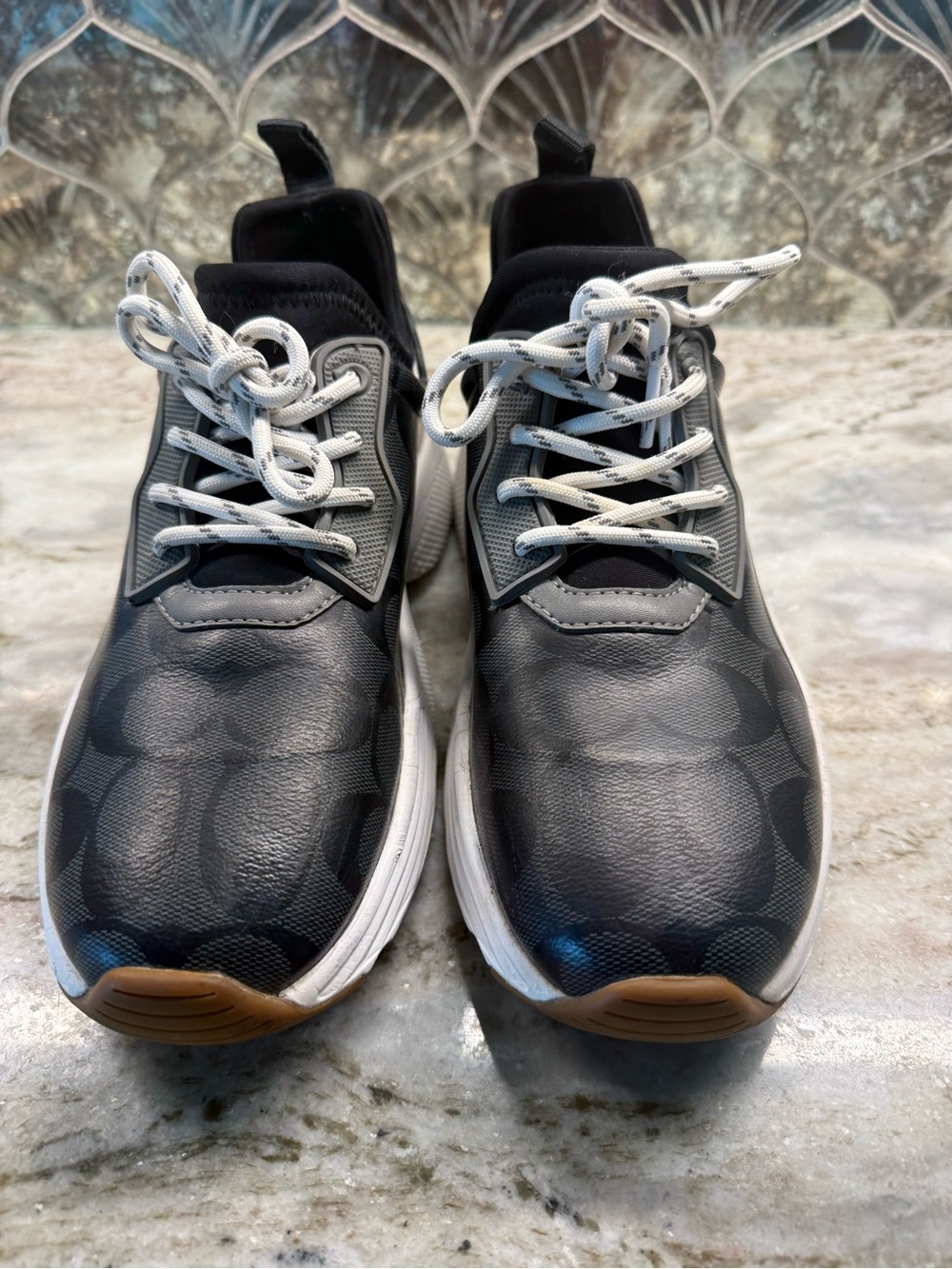 Coach Logo Women's
Sneakers_Signature Tech
Runner_Grey Black_Running
Shoes~7.5 - Picture 3 of 15